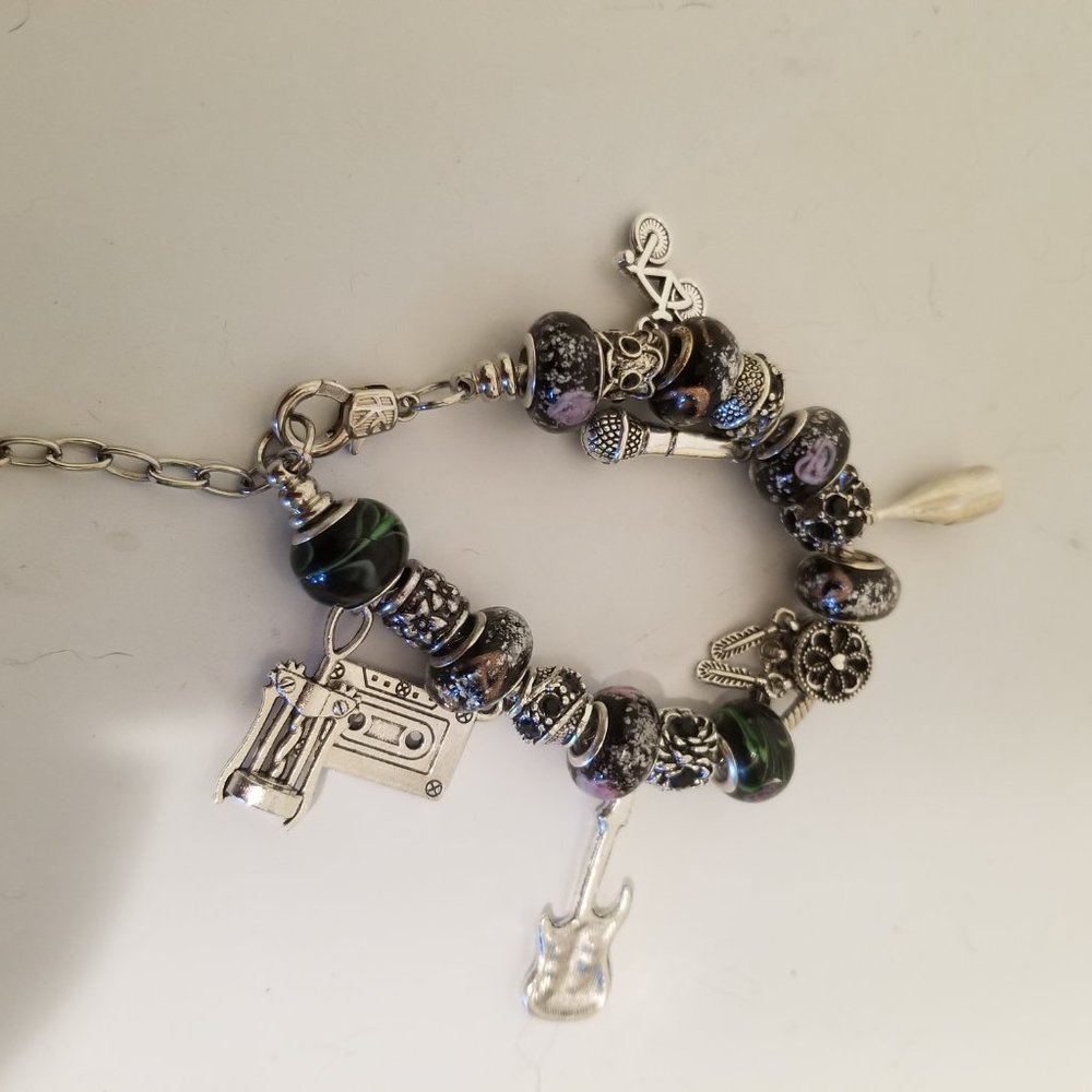 Jewelry - Picture 4 of 13